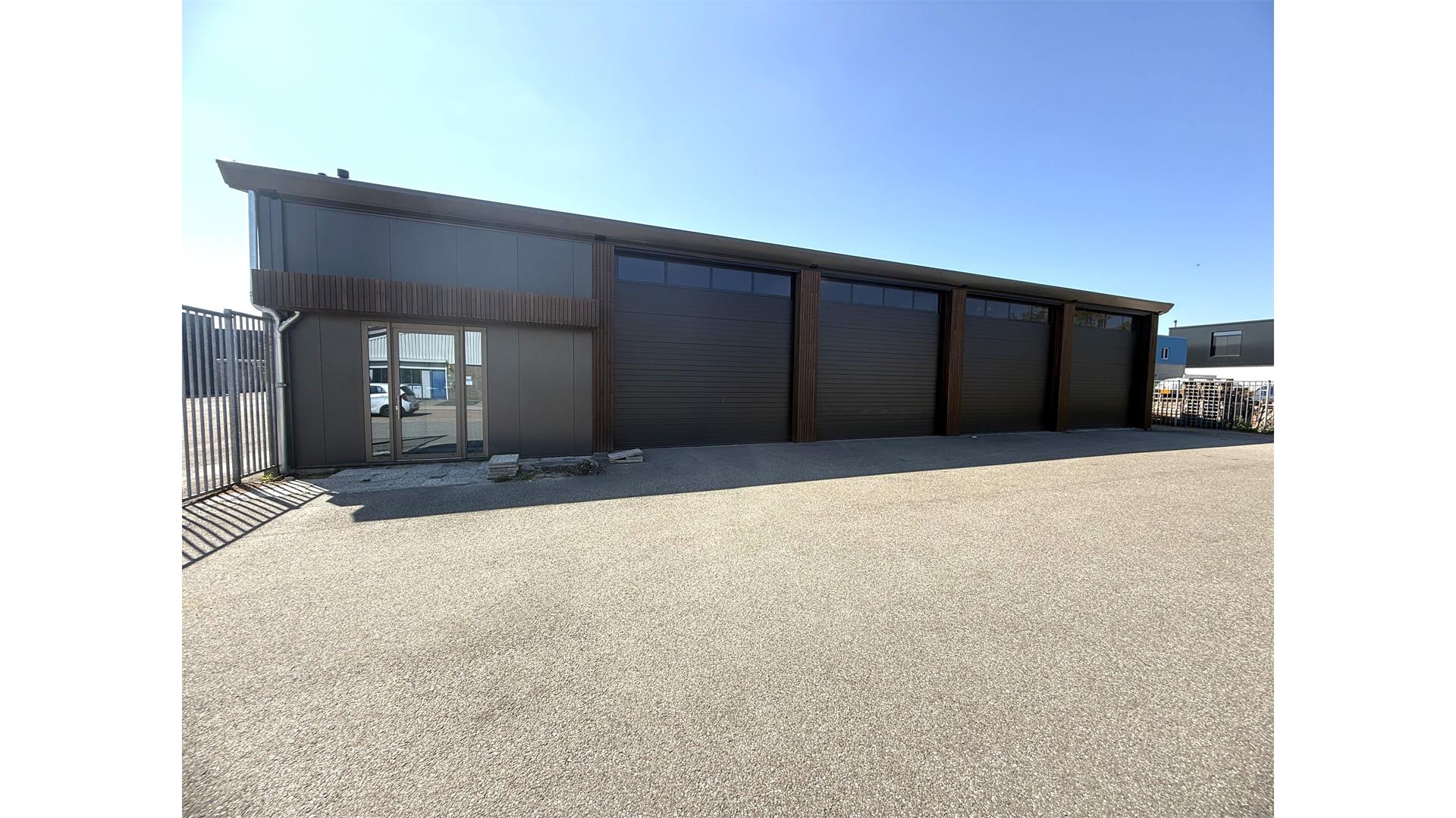 5577b4f4-b5d4-40a4-ac2a-2a8516de4f55